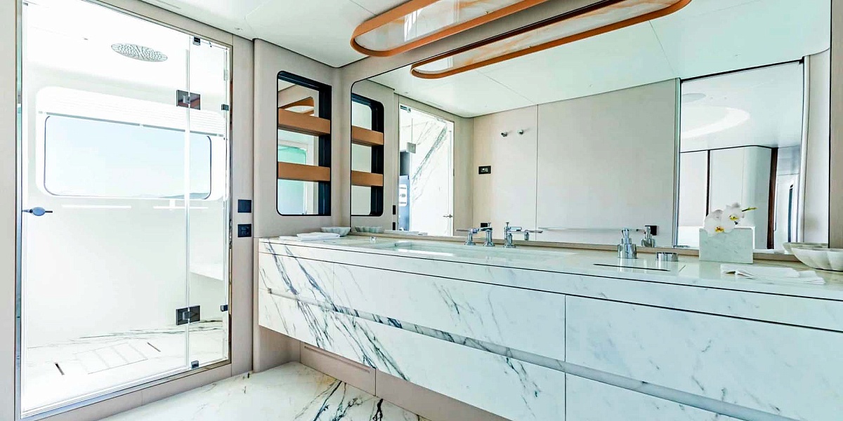 Аренда яхты Azimut Grande 36 luzdemar во Франции